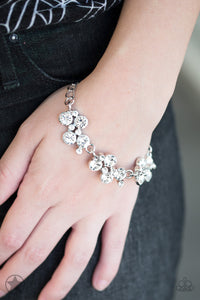 Old Hollywood Bracelet by Paparazzi Accessories (Blockbuster)
