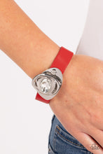 Load image into Gallery viewer, Pasadena Prairies Bracelet by Paparazzi Accessories
